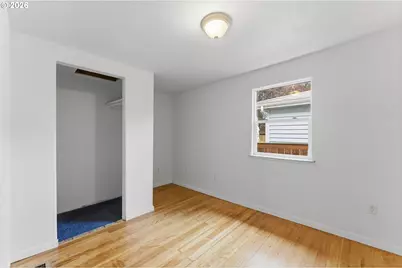 6334 NE Hassalo St NE, Portland, OR 97213 - Photo 7