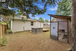 6334 NE Hassalo St NE, Portland, OR 97213 - Photo 25
