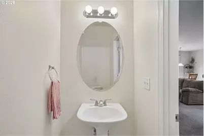 759 SE Camellia Ct, Hillsboro, OR 97123 - Photo 15