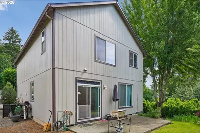 759 SE Camellia Ct, Hillsboro, OR 97123 - Photo 39