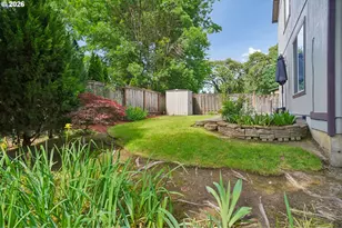 759 SE Camellia Ct, Hillsboro, OR 97123 - Photo 35