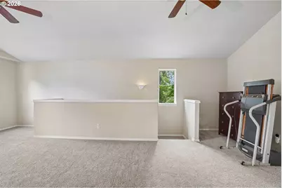 759 SE Camellia Ct, Hillsboro, OR 97123 - Photo 35