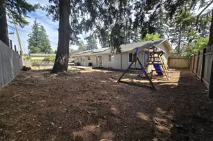 17821 NE Everett Ct, Gresham, OR 97230 - Photo 33