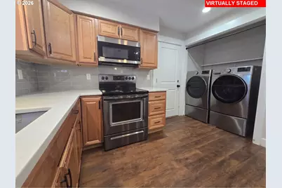 17821 NE Everett Ct, Gresham, OR 97230 - Photo 7