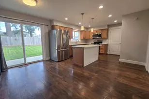 17821 NE Everett Ct, Gresham, OR 97230 - Photo 5