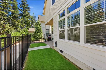 9215 SW 4th St, Wilsonville, OR 97070 - Photo 33