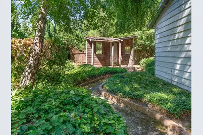 3116 NE Brogden St, Hillsboro, OR 97124 - Photo 43
