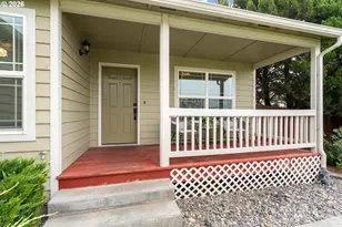 2216 NW Eucalyptus Dr, Hermiston, OR 97838 - Photo 5