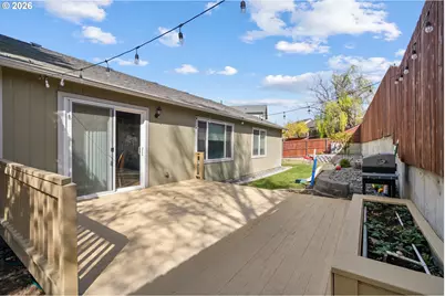 2216 NW Eucalyptus Dr, Hermiston, OR 97838 - Photo 23