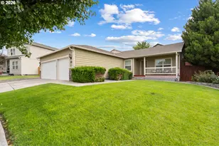 2216 NW Eucalyptus Dr, Hermiston, OR 97838 - Photo 3