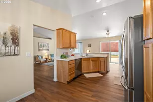2216 NW Eucalyptus Dr, Hermiston, OR 97838 - Photo 15