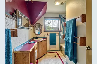 16460 NW Meadow Lake Rd, Carlton, OR 97111 - Photo 25