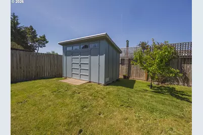 4125 Spruce St, Florence, OR 97439 - Photo 39