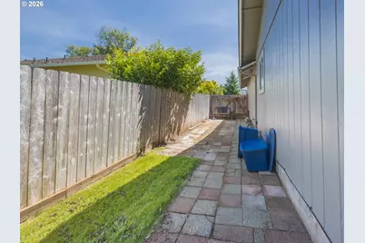 4125 Spruce St, Florence, OR 97439 - Photo 29