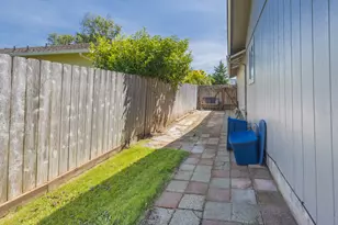 4125 Spruce St, Florence, OR 97439 - Photo 29