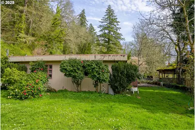 32763 Berlin Rd, Lebanon, OR 97355 - Photo 1