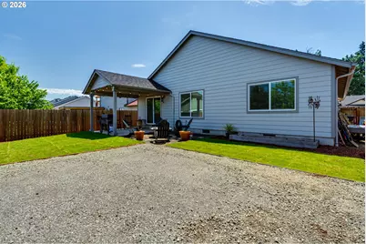 374 Owens Way, Creswell, OR 97426 - Photo 13