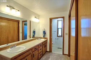 7700 SW Tournament Ct, Wilsonville, OR 97070 - Photo 9