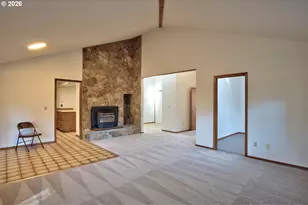 7700 SW Tournament Ct, Wilsonville, OR 97070 - Photo 3