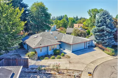 7700 SW Tournament Ct, Wilsonville, OR 97070 - Photo 17