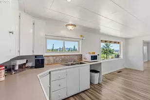 2260 Heydon Rd, Roseburg, OR 97471 - Photo 15