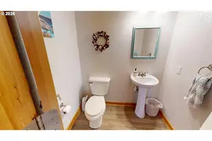 29034 Vizcaino Ct, Gold Beach, OR 97444 - Photo 17