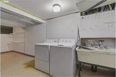 611 E 29th St, Vancouver, WA 98663 - Photo 37