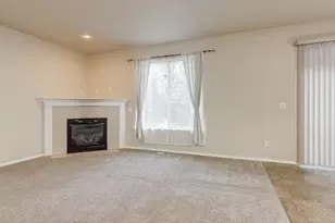 759 SE Camellia Ct, Hillsboro, OR 97123 - Photo 7