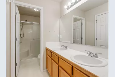 759 SE Camellia Ct, Hillsboro, OR 97123 - Photo 25