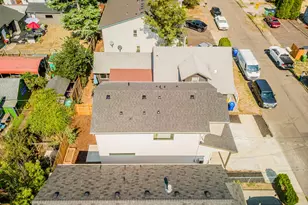 817 NE 94th Ave, Portland, OR 97220 - Photo 35