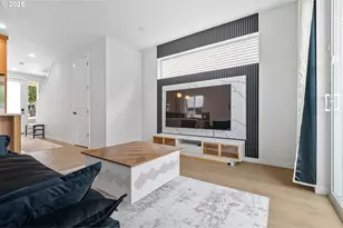 817 NE 94th Ave, Portland, OR 97220 - Photo 7