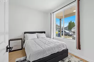 817 NE 94th Ave, Portland, OR 97220 - Photo 15