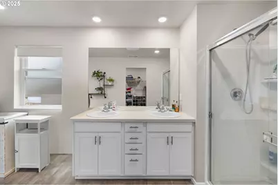 371 Himalaya St, Salem, OR 97301 - Photo 23