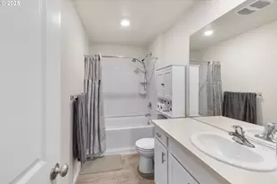 371 Himalaya St, Salem, OR 97301 - Photo 27