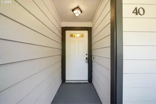 29700 SW Courtside Dr, Wilsonville, OR 97070 - Photo 31