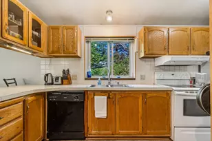 40078 Brook Ln, Astoria, OR 97103 - Photo 5