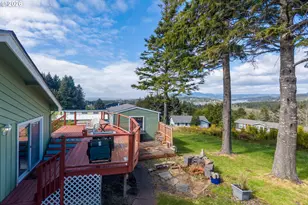 1636 SE Oar Dr, Lincoln City, OR 97367 - Photo 5