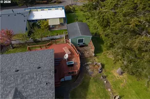 1636 SE Oar Dr, Lincoln City, OR 97367 - Photo 9