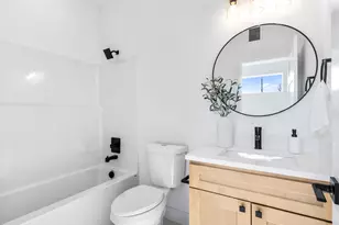 9568 N Buchanan Ave, Portland, OR 97203 - Photo 11