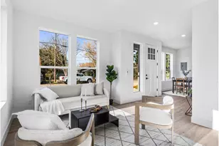 9568 N Buchanan Ave, Portland, OR 97203 - Photo 3