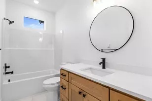 9568 N Buchanan Ave, Portland, OR 97203 - Photo 13