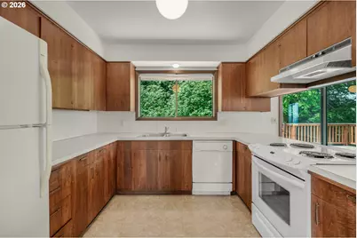 31077 SW Laurelview Rd, Hillsboro, OR 97123 - Photo 13