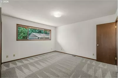 31077 SW Laurelview Rd, Hillsboro, OR 97123 - Photo 27