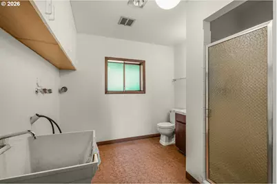 31077 SW Laurelview Rd, Hillsboro, OR 97123 - Photo 35