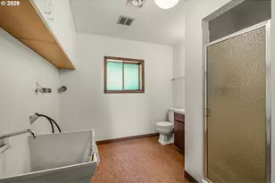 31077 SW Laurelview Rd, Hillsboro, OR 97123 - Photo 35