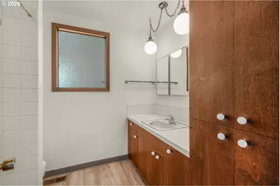 31077 SW Laurelview Rd, Hillsboro, OR 97123 - Photo 23