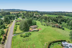 31077 SW Laurelview Rd, Hillsboro, OR 97123 - Photo 45