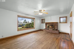 894 Meadowlawn Dr SE, Salem, OR 97317 - Photo 15