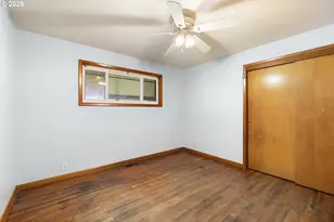 894 Meadowlawn Dr SE, Salem, OR 97317 - Photo 25