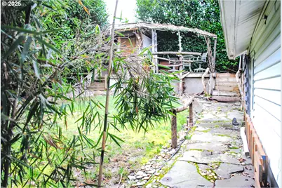 825 Yale Ave, Gladstone, OR 97027 - Photo 17